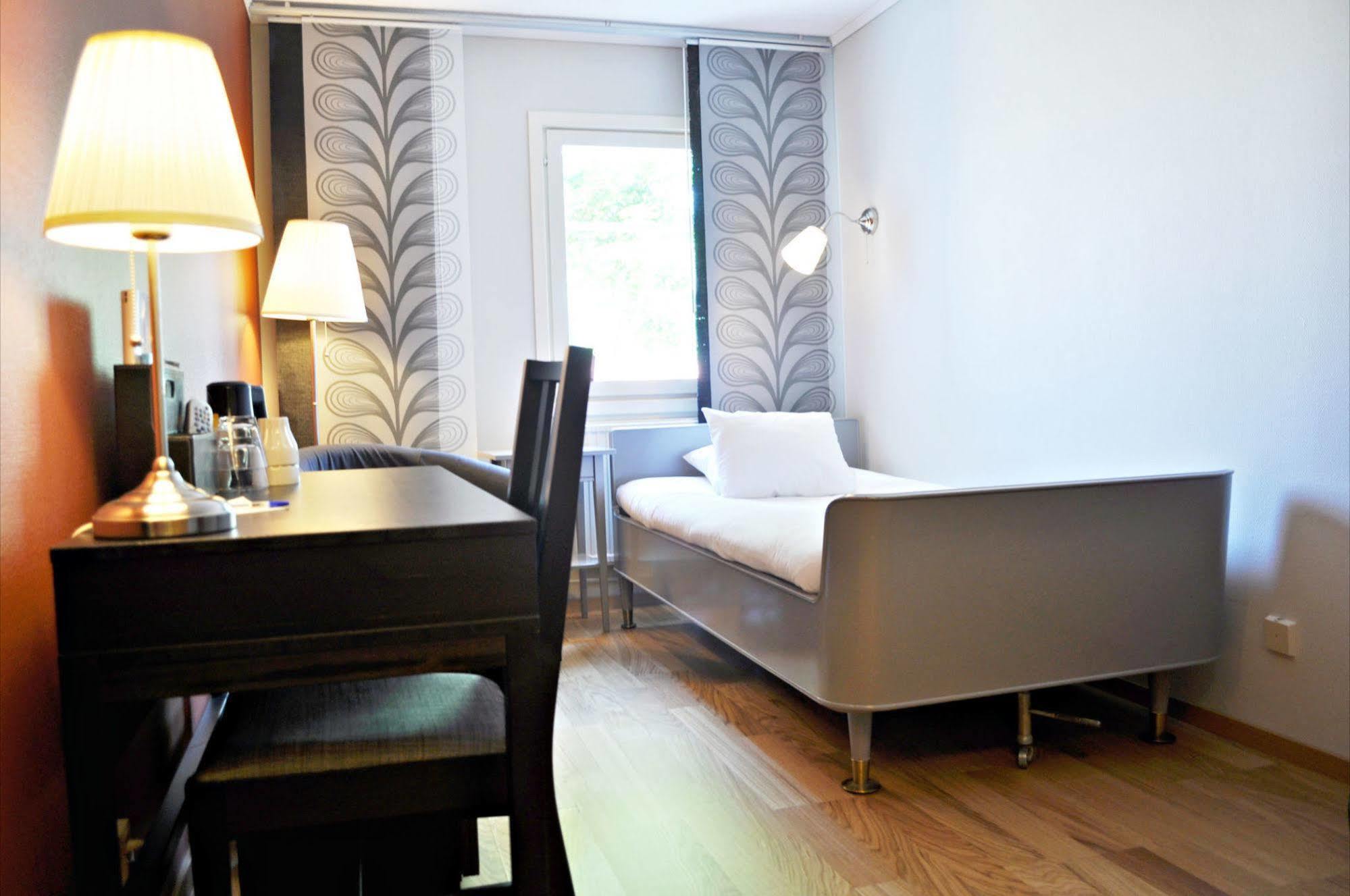 Jennys Hotell Och Restaurang Арвика Экстерьер фото